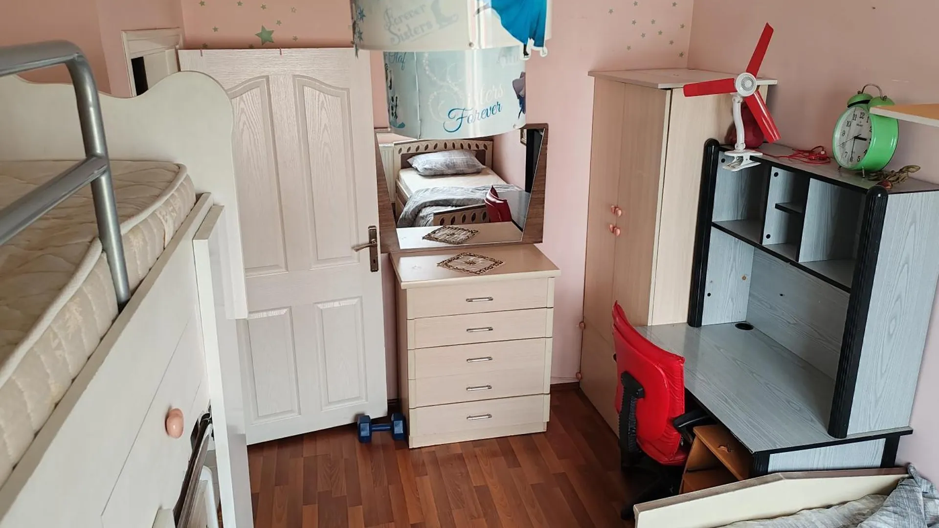 Beylikduezue Boelgesinde Ferah Bir Site Ici Konut Apartment Istanbul
